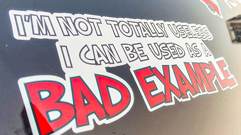 户外广告用 BOPP 不干胶贴纸：探寻最佳防晒过油工艺