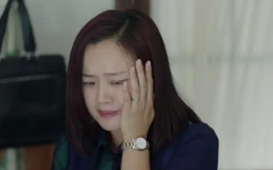 我妈被姑姑扇了4巴掌