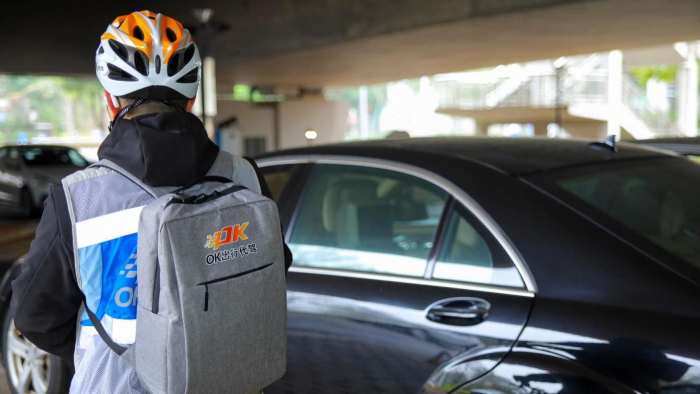 年检一次过攻略：灯光、刹车、尾气自查技巧