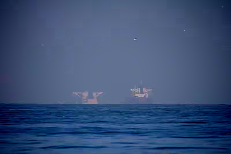 伊朗放话了：霍尔木兹海峡，跟我过不去的，别想走

伊朗那边撂下话，说霍尔木兹海峡