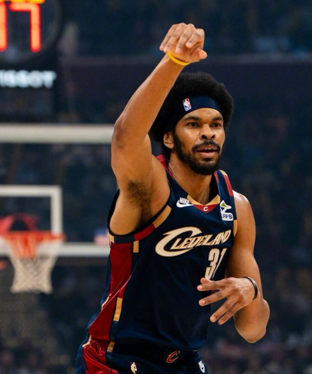 完整体骑士有点恐怖啊，阿伦太重要了

热火的排名决定肯定认真在打，所以应该是实力