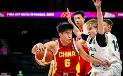 中国u17男篮惜败立陶宛遭遇小组赛两连败。u17男篮世界杯小组赛，中国u17男篮