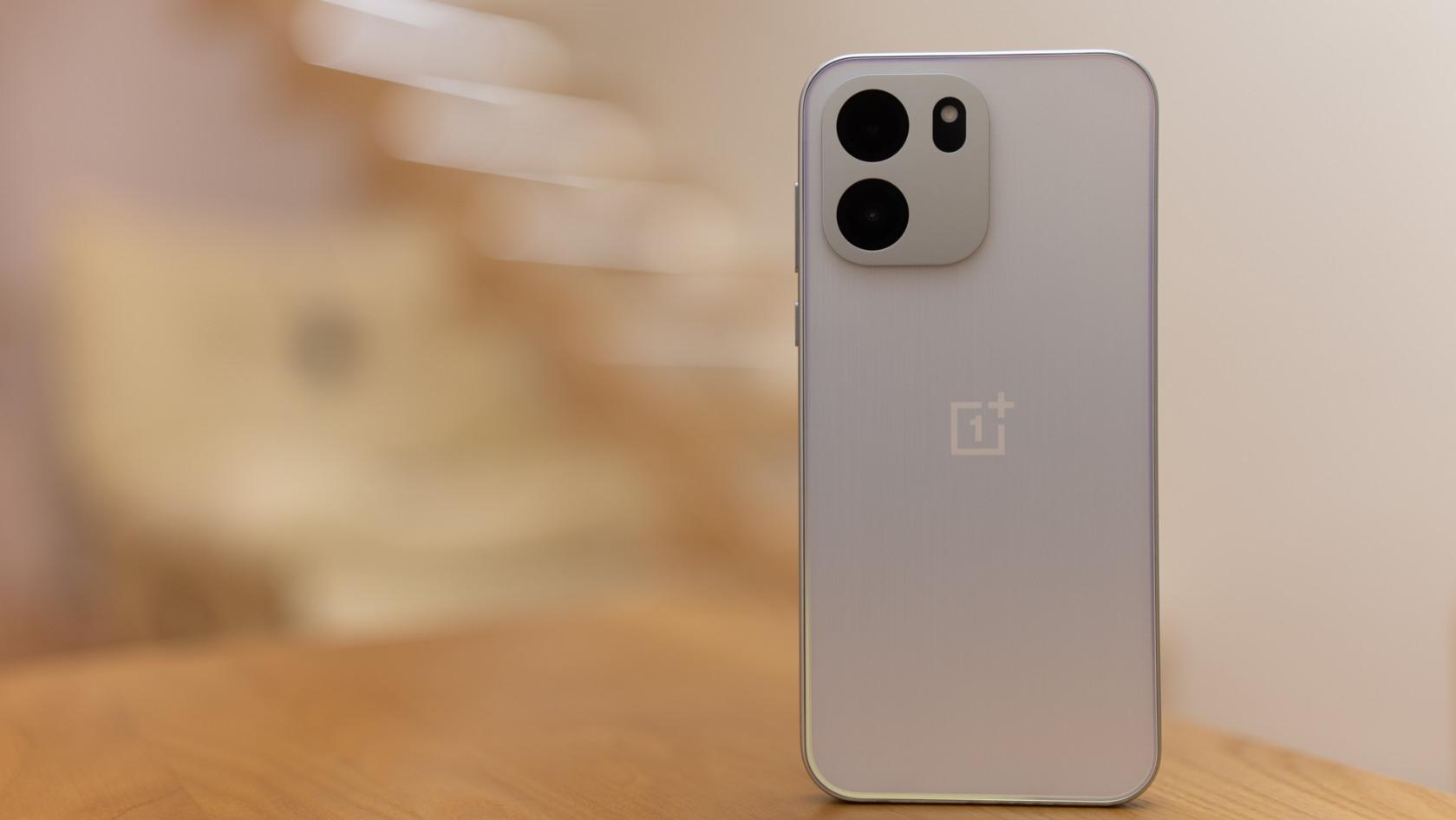 年节送父母，适老的续航怪兽一加Turbo6V了解一下