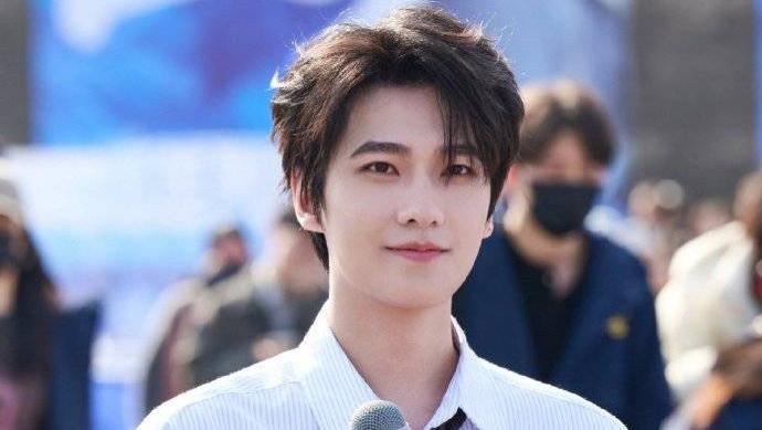 杨洋新剧网传“阴阳剧本”