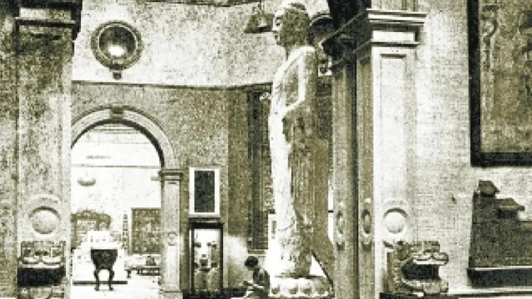 国宝隋代大佛：历经千年香火，却被锯成三段，在大英博物馆楼梯间沉默百年