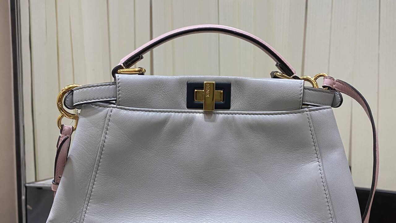 这就是格局：包虽好看，但握在手里的钱才最暖人心