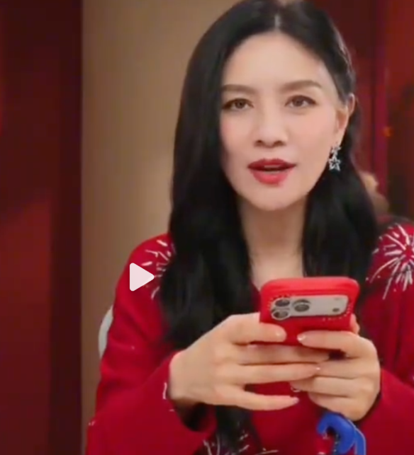 1、沙溢这份祝福，不仅有中文，还有英文！（呦呦，还是国际版，中英对照啊[捂脸]）