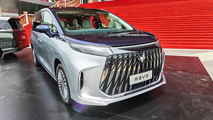 定位增程中大型MPV，新车起步价不足20万，极狐问道V9考虑么？