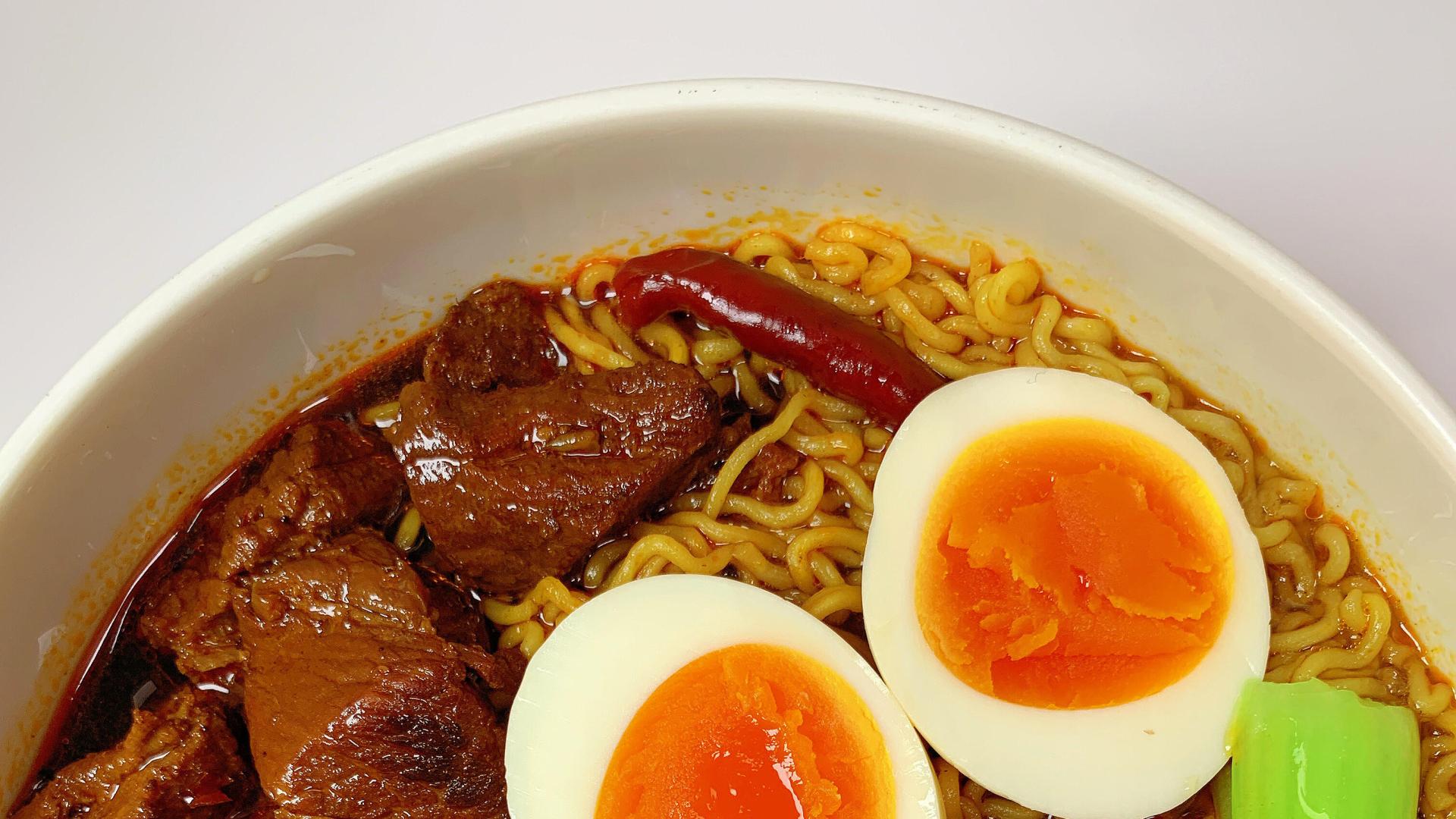 治愈深夜疲惫！巨入味家常红烧牛肉面