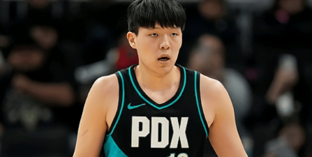 杨瀚森出战1分39秒得到1篮板，开拓者轻取国王锁定西部第八。NBA常规赛，开拓者