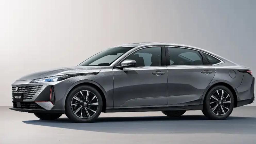 1.5T+7DCT动力组合 长安逸动经典版上市