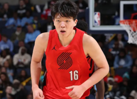 NBA常规赛开拓者主场111-130不敌骑士，遭遇苦涩五连败，球队战绩跌至西部第