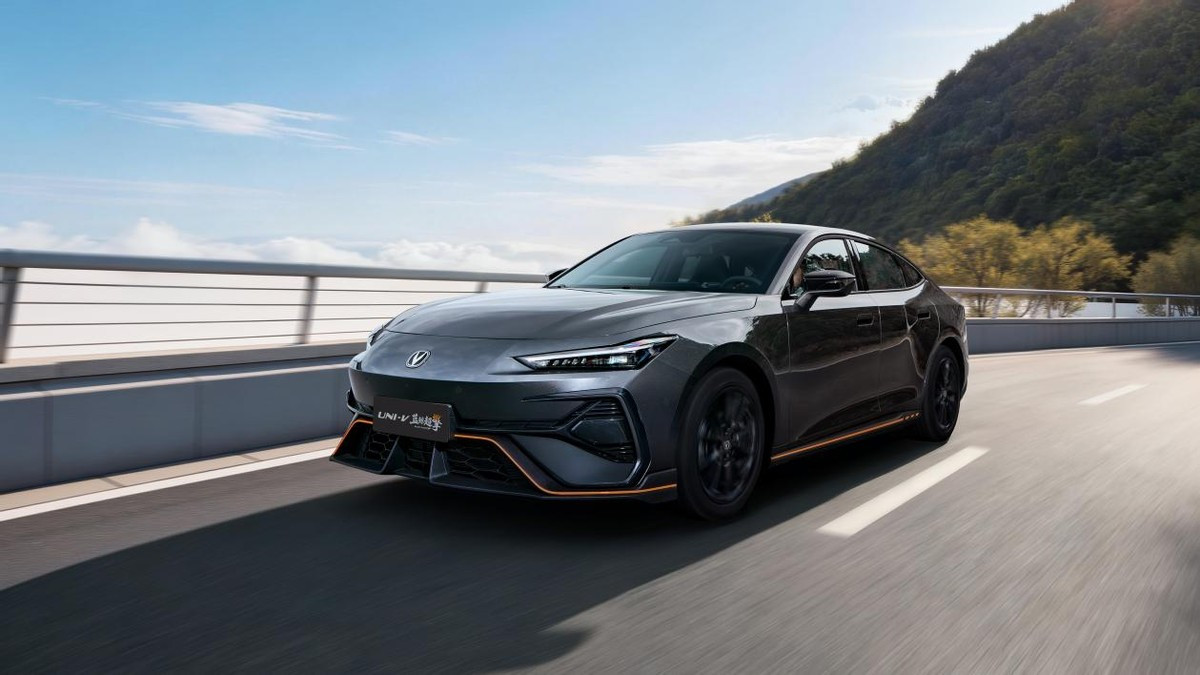 全球混动看中国！长安蓝鲸超擎混动城区油耗迈入“2L”时代！