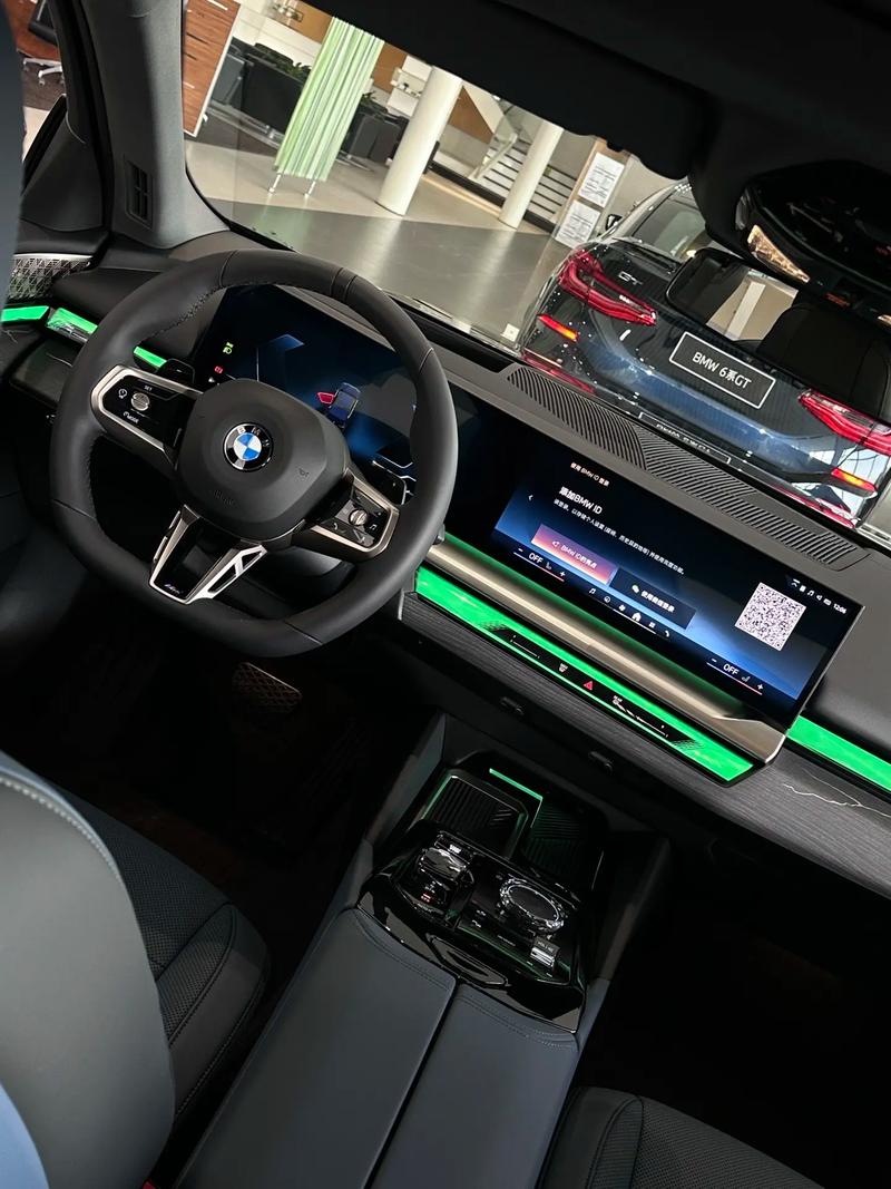 宝马5系 vs 奥迪A6L：30-40万豪华C级车怎么选？看完直接定