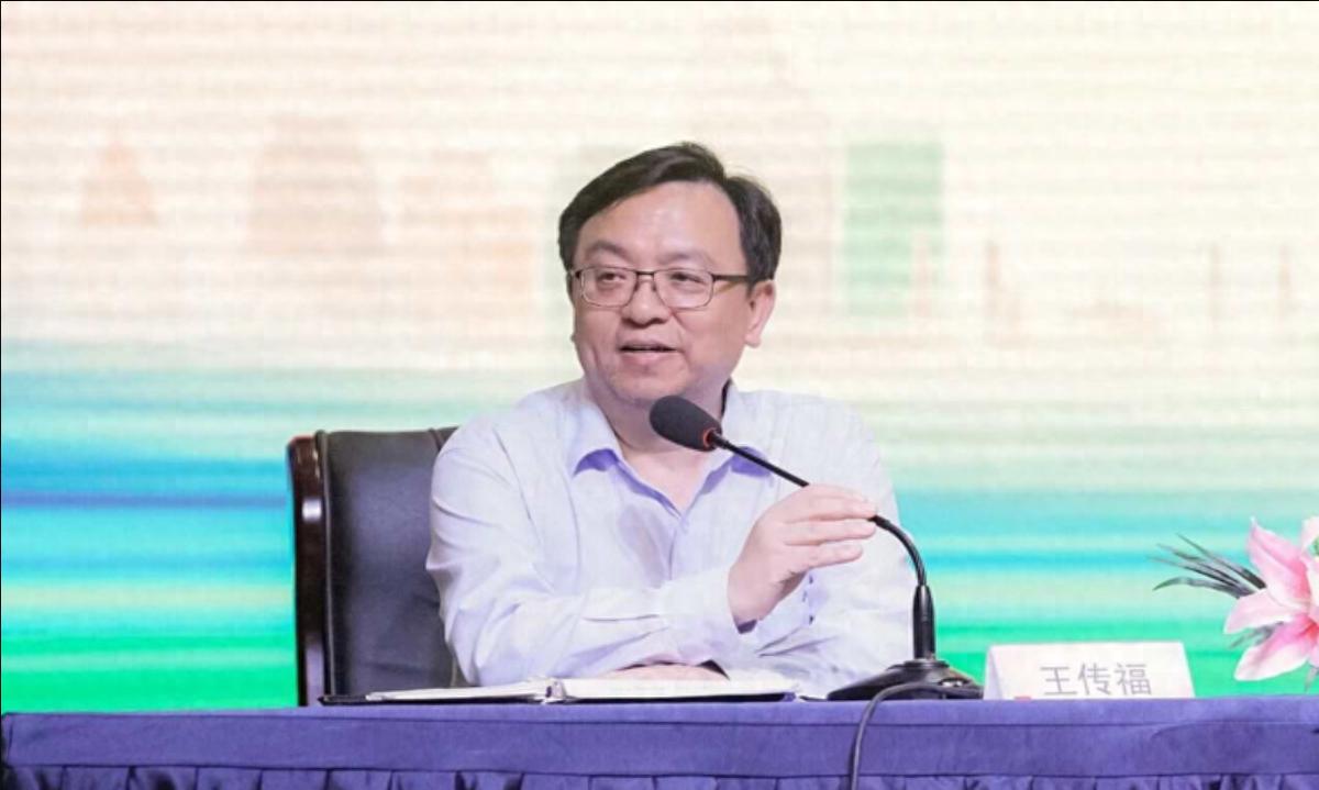 比亚迪如何构建技术护城河？12万工程师的硬核突破