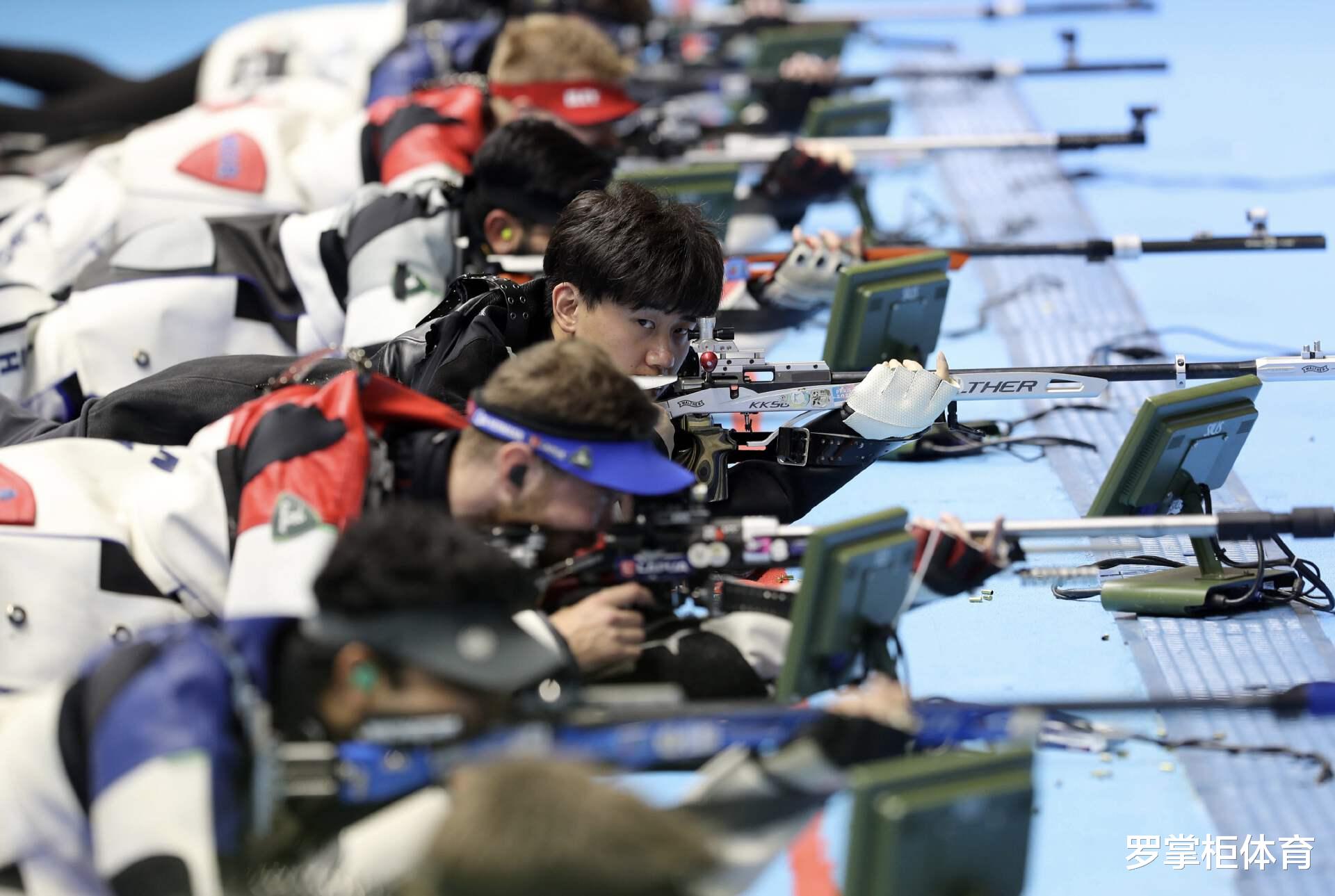 10金拿下8金！中国队统治力堪称恐怖，刷新世界杯历史最好成绩