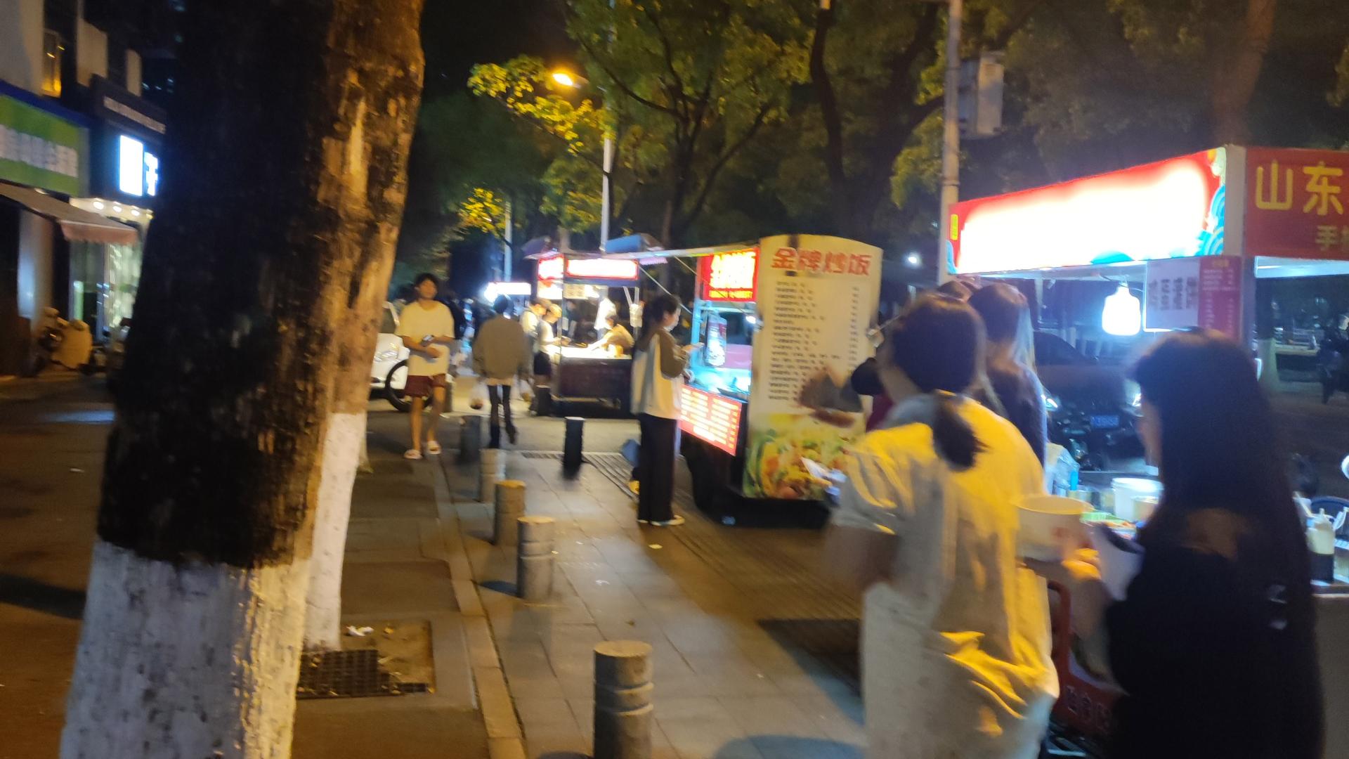 中年失业负债，我带娃在武汉摆地摊之36：这两种情况可以考虑摆摊！