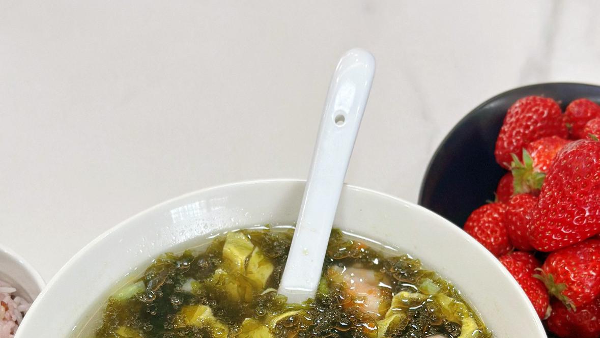 一碗紫菜虾滑汤，暖了寻常日子