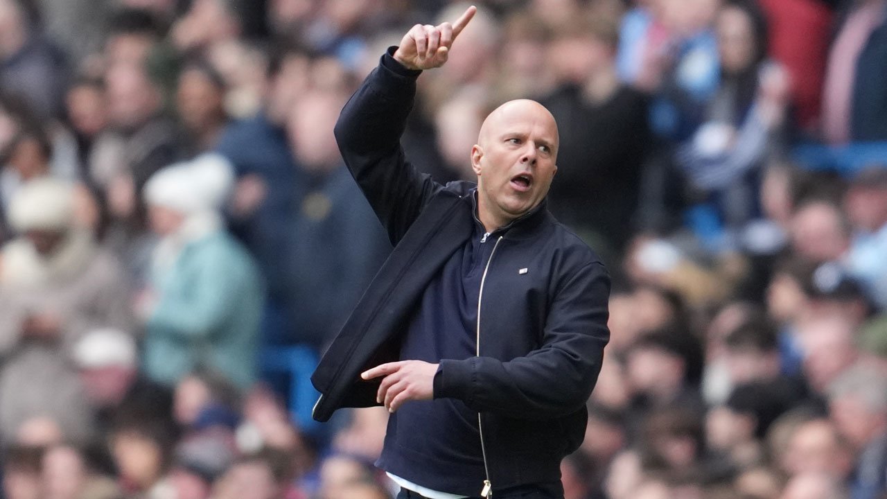 斯洛特在利物浦拒绝放弃