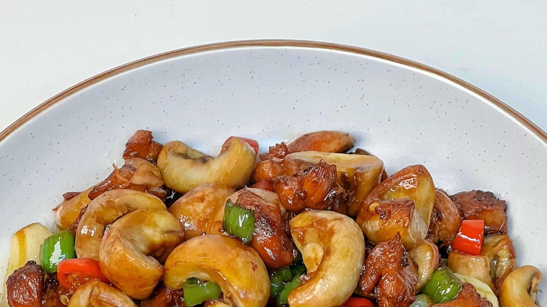 答应我！一定要试试这个蒜香口蘑鸡！