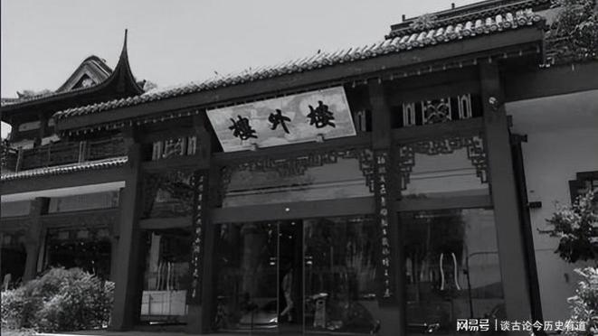 54年韩阿富被调到中南海为毛泽东做饭，20多天后主动辞职：不习惯