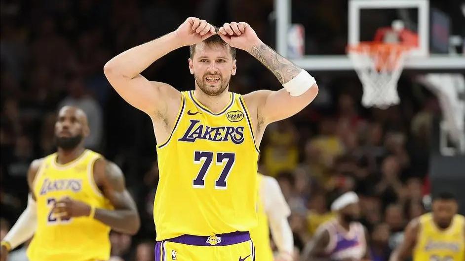 破防！湖人现在最大的问题不是防守，是人心涣散，全员同队异梦！