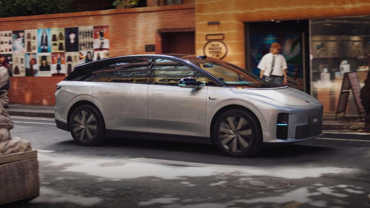 理想并未抛弃老车主：Orin/Thor车型可升级新一代VLA模型