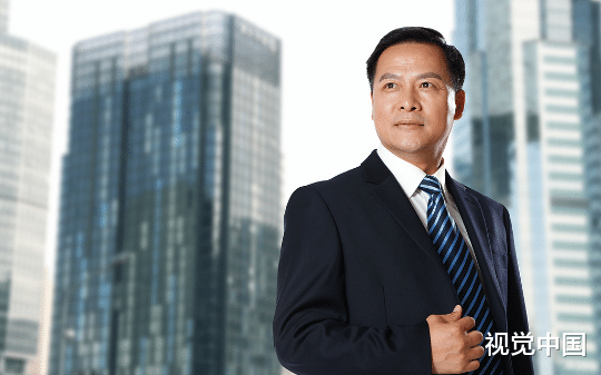 福宁县老人喝了自来水拉肚子，孩子碰了起红疹，住建局局长却冷漠嘲讽：农村人，没喝过自来水，大惊小怪