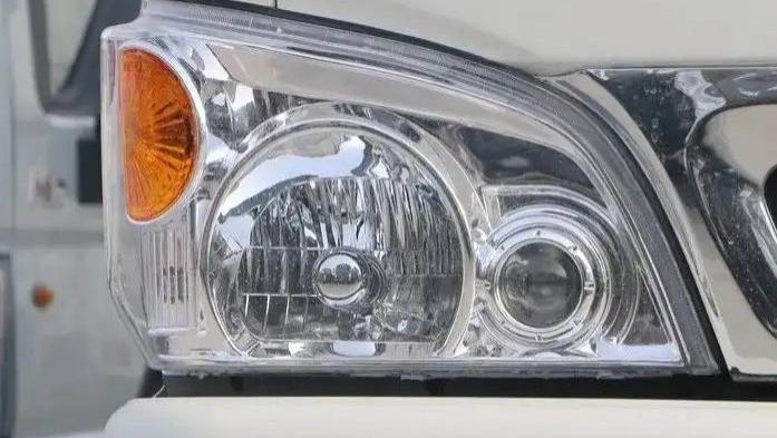 跑长途的卡友必看，夜间行车的注意事项