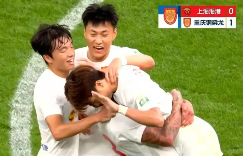 重庆铜梁龙为啥不能再说自己是保级球队了！其实道理很简单，没有远大理想和目标的球队