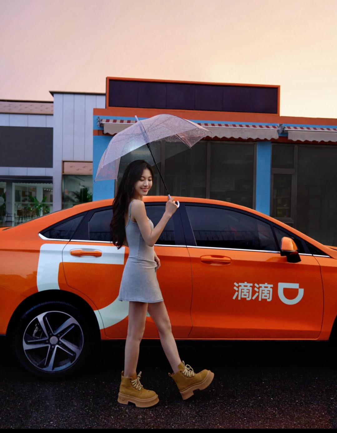 网约车平台抽成太狠了，
乘客花60元，
平台30元，司机25元，这是什么道理？难