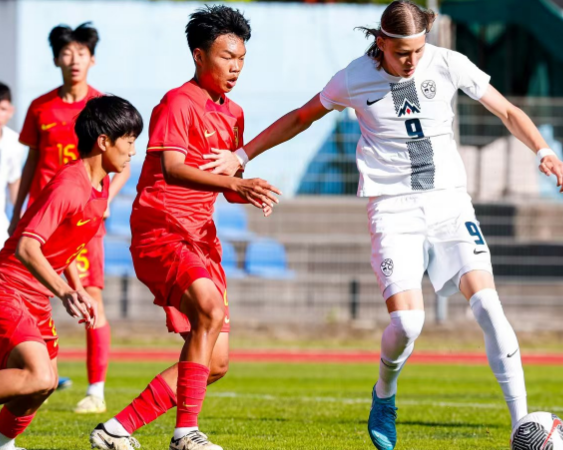 北京时间4月29日19：00，星期三，意大利国家之杯第三轮，中国U15将和奥地利