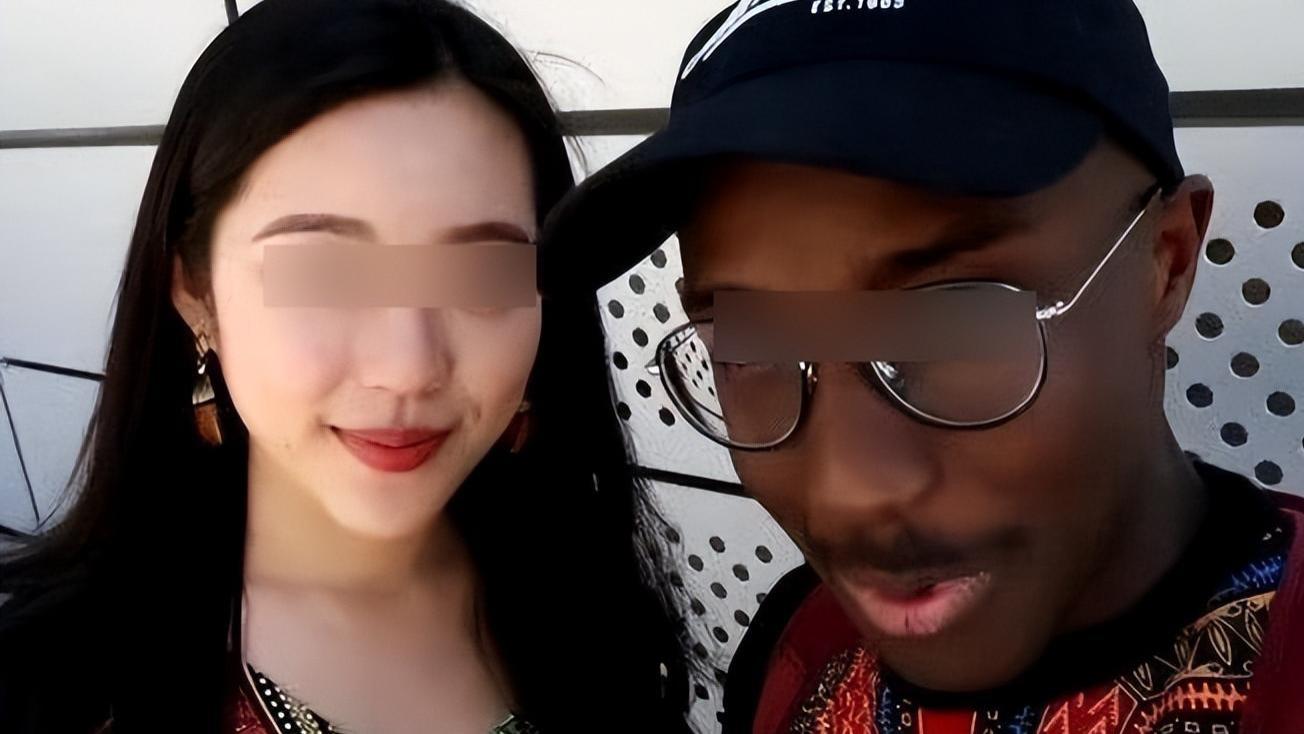 中国首位公开艾滋病女大学生朱力亚：被黑人男友感染，依然爱他！