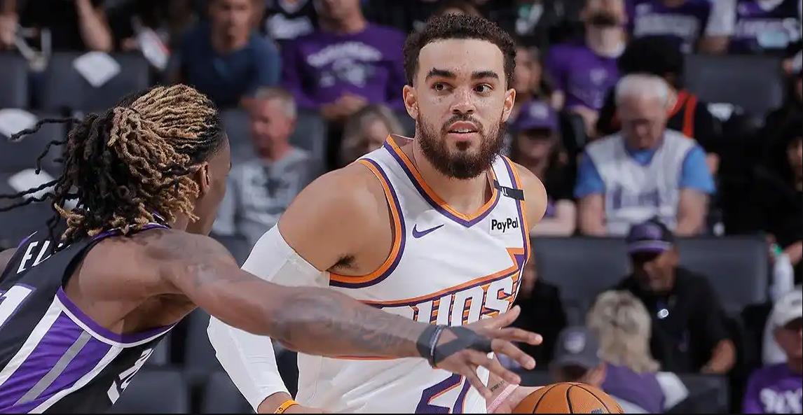 火箭队心心念念的控球后卫泰厄斯琼斯，终于没有加盟火箭队。他转投火箭队的老对手丹佛