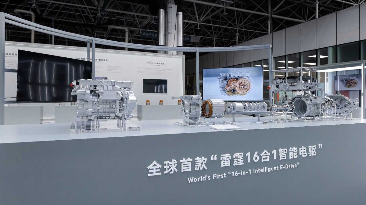 水火既济：雷霆16合1电驱，为什么是一次阴阳调和的技术突破？