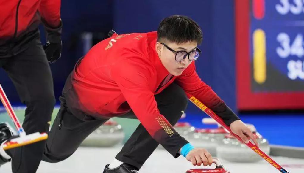 米兰冬奥会冰壶赛场惊现“大结局”：中国男队遗憾出局，卫冕冠军意外翻车