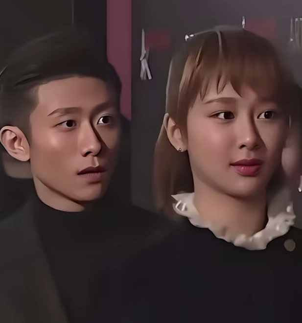 如果说娱乐圈真的存在纯洁友谊的话
那就是张一山和杨紫。
青梅竹马，从小相识，
感