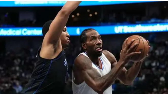 湖人外援三分火力全开，从板凳到首发，詹姆