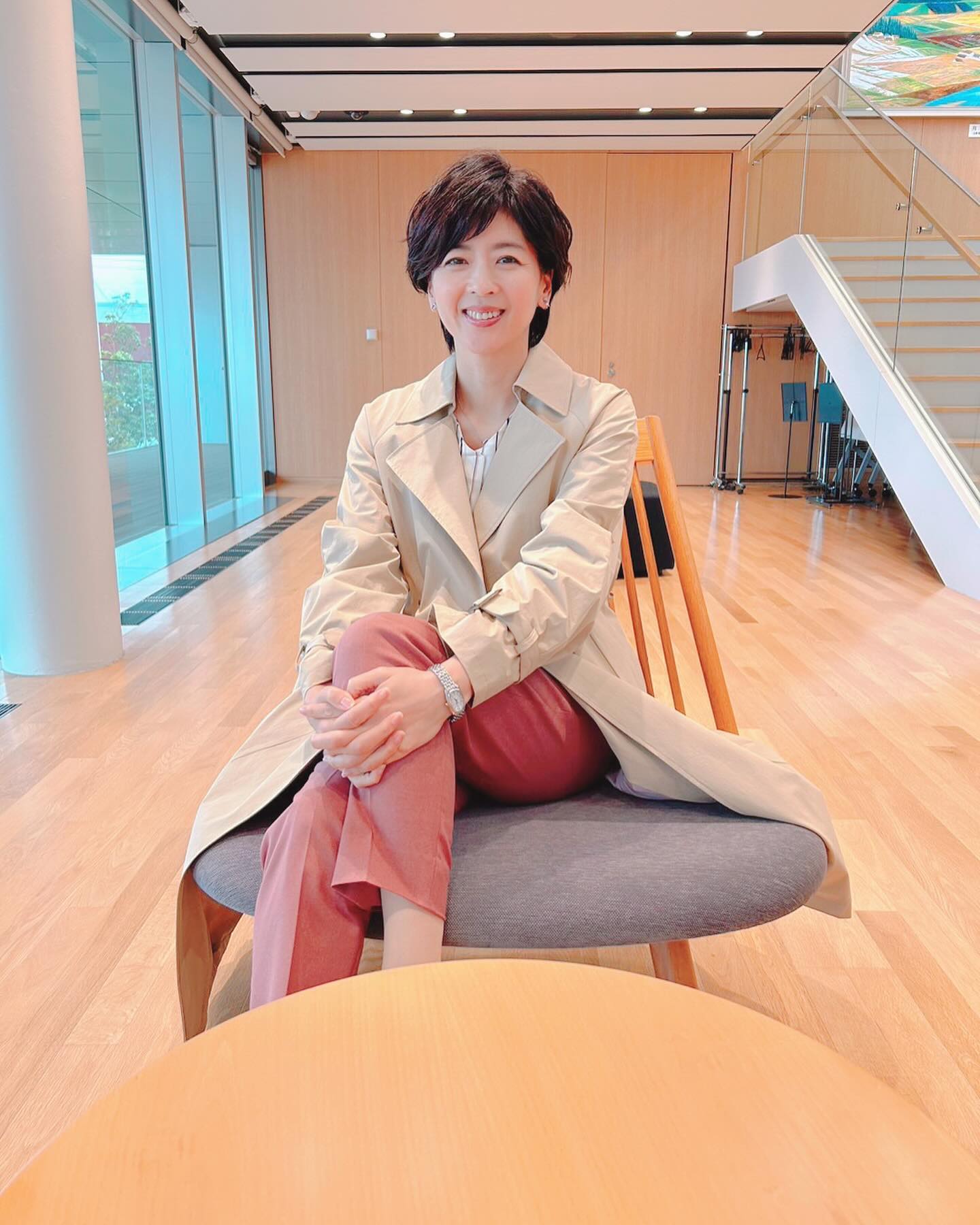 她是日本很出名的女星，曾经在李连杰主演电影《精武英雄》中饰演山田光子，可惜已经5