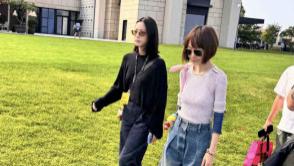 瘦到极致却气色红润？56岁陈鲁豫用一双靴子，回答了中年女人的疲惫困局