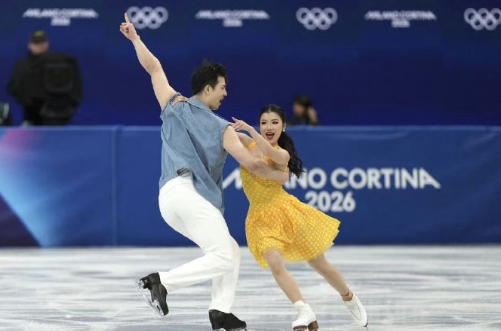 2月9日，米兰冬奥会迎来多个焦点赛事。自由式滑雪女子坡面障碍技巧决赛中，谷爱凌将