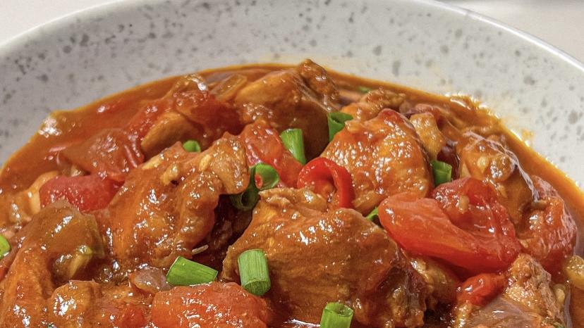 酸辣开胃超下饭！这道番茄鸡做法简单，厨房小白也能秒变大厨