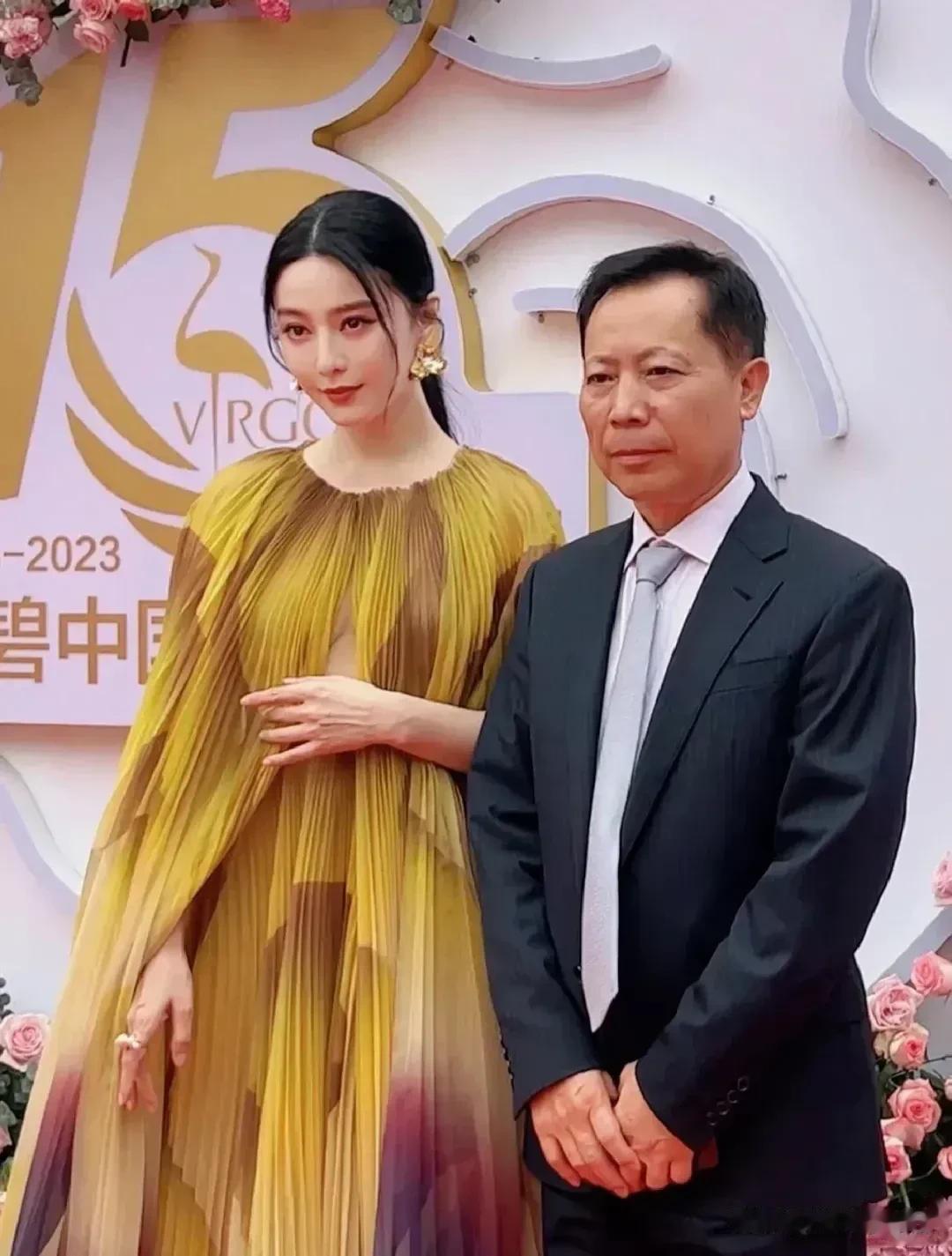 范冰冰，这么漂亮的手怎么就突然不火了呢？