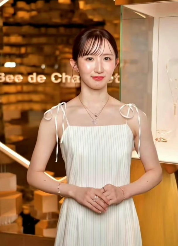 覃予萱击败早田送惊喜，小莫送走印度选手，晋级十六强。今天午间澳门世界杯小组赛最后