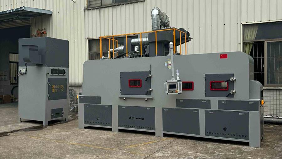 模具喷砂机工作原理是什么？| 广东鑫百通喷砂机厂家