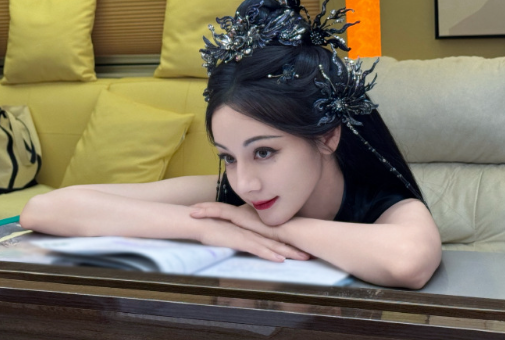 希望热爱能抵漫长岁月来我身边