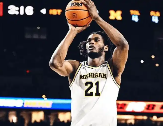 雷霆缺的是能防文班和卡斯尔的人，莫雷兹约翰逊是这届新秀最合适的人选

缺点是只能