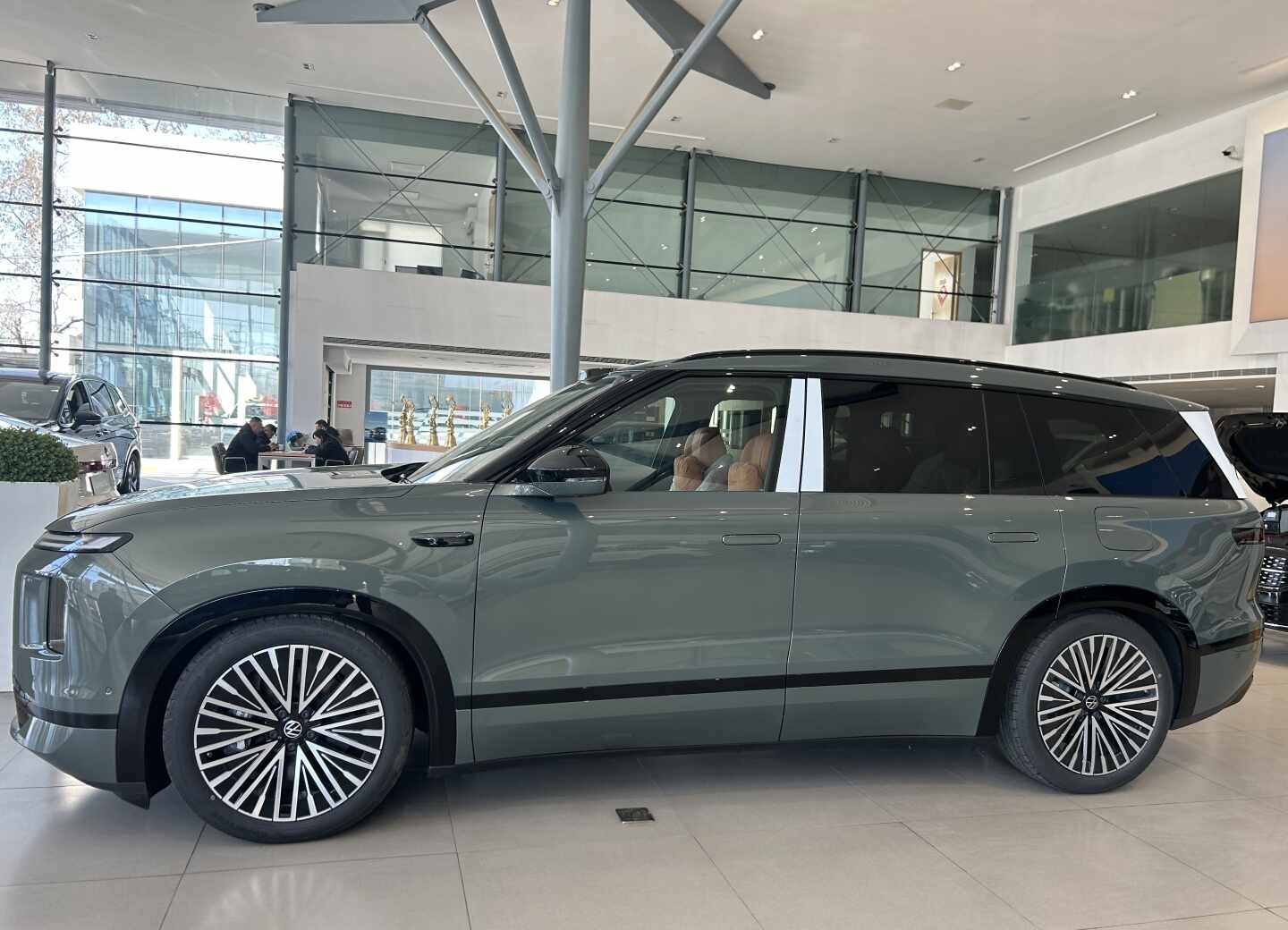 上汽大众ID.ERA 9X（俗称ID.9），大众全球首款9系旗舰全尺寸增程SUV