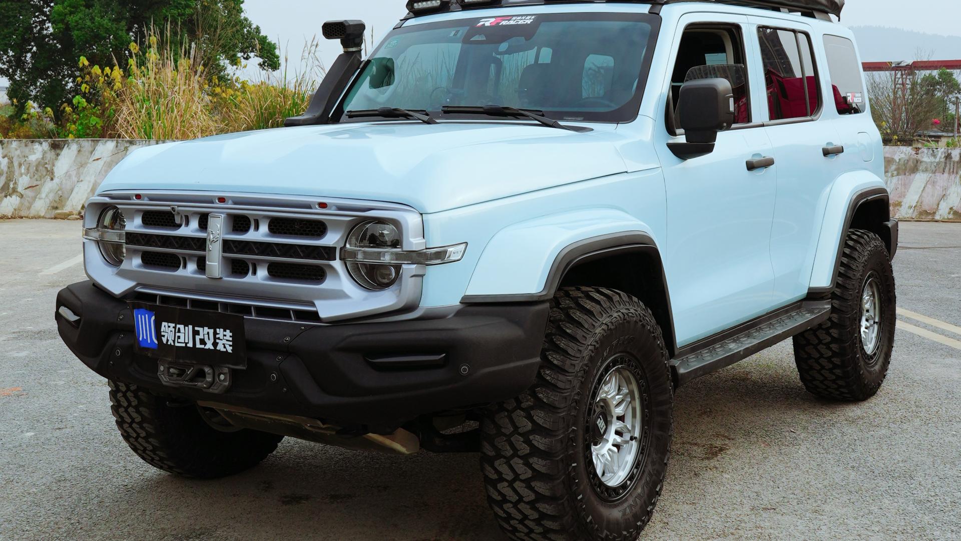 改装越野车的隐形杀手：当你给坦克300加重时，谁在承受代价？