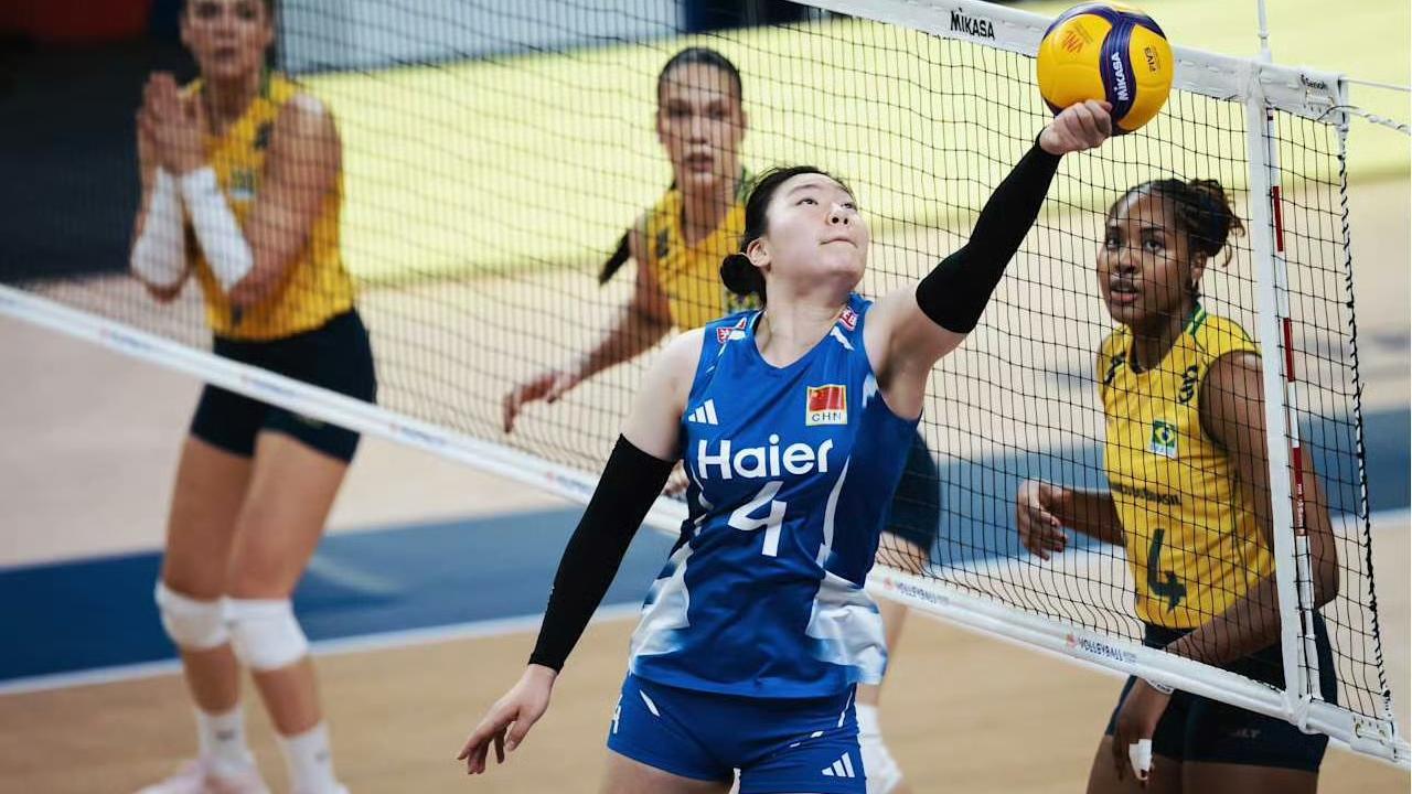 1：3！中国女排被拦崩，五连胜终结，唐欣15分，赵勇再造星